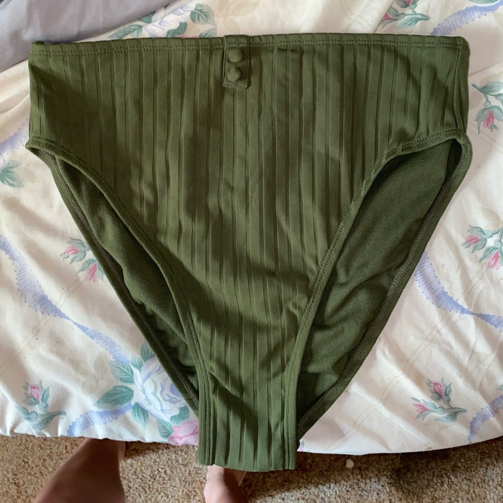 Target Bikini - image 2